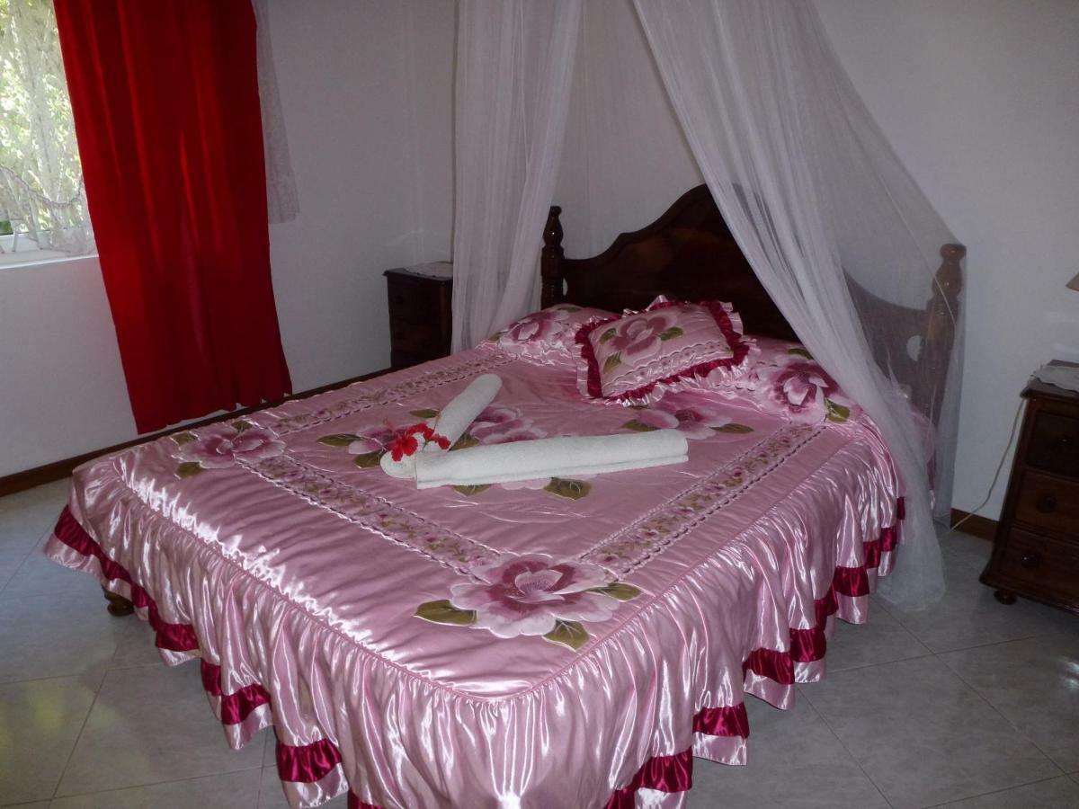 Chez Muriel Anse Volbert Village Extérieur photo