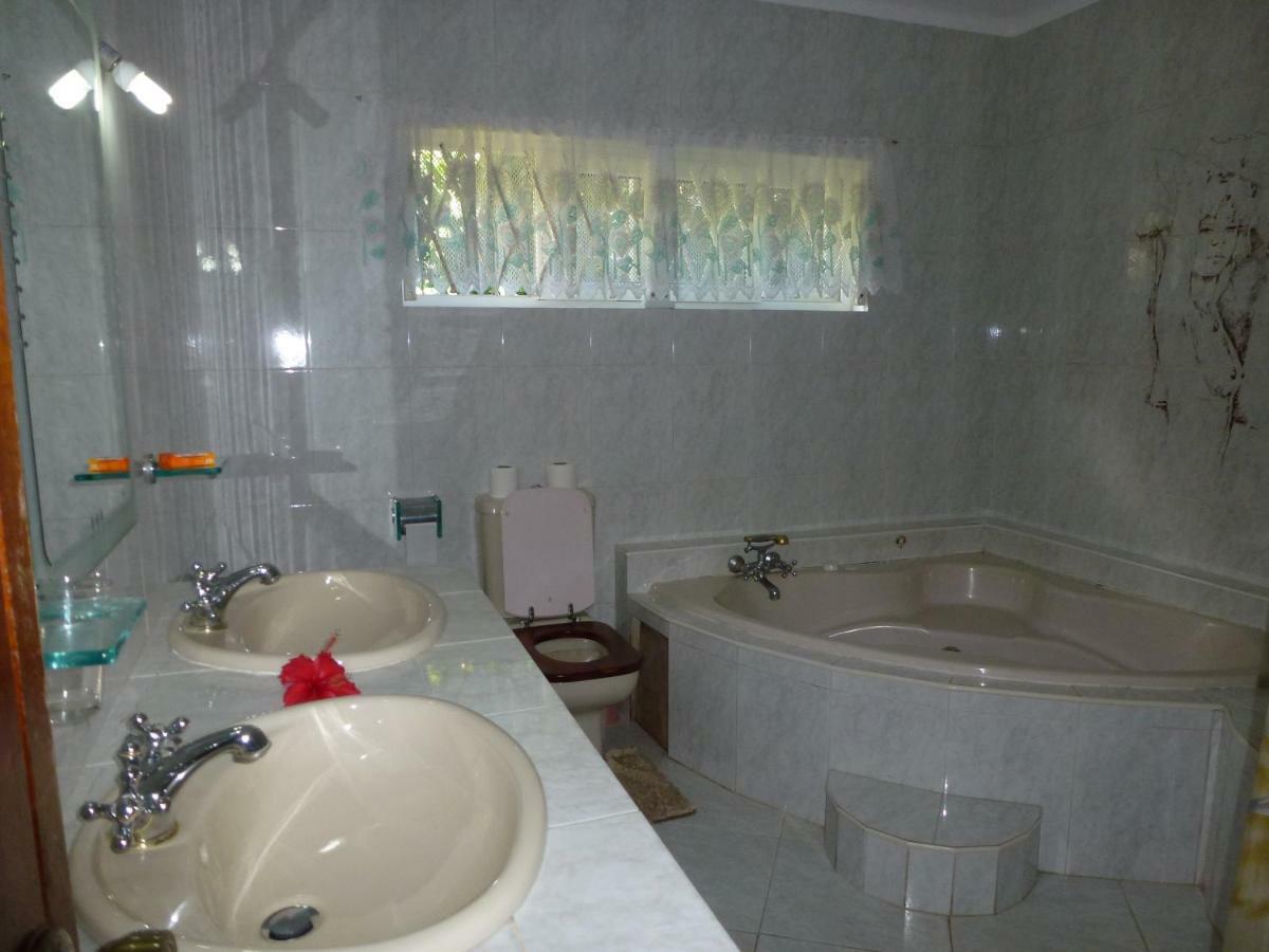 Chez Muriel Anse Volbert Village Extérieur photo